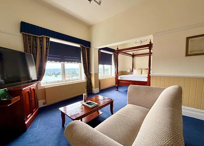 Carrington Hotel