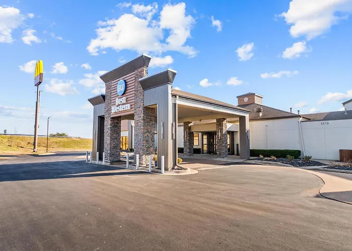 Best Western Courtview Hotel