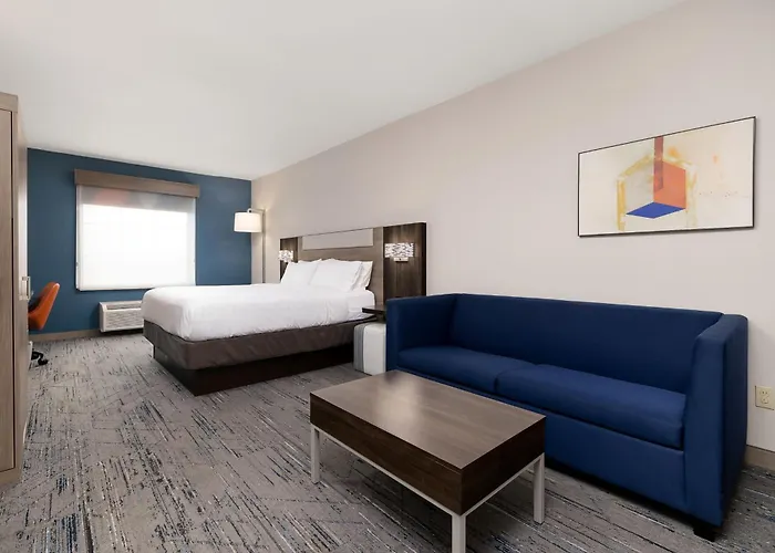 Holiday Inn Express Hotel And Suites Kingsville By Ihg