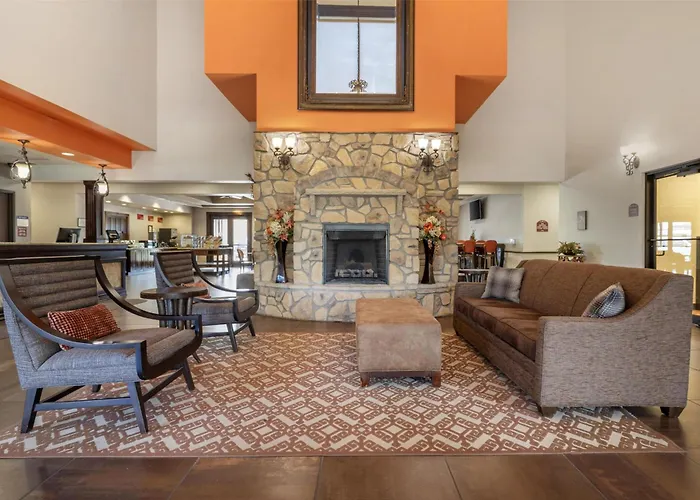 Best Western Plus Cimarron Hotel & Suites