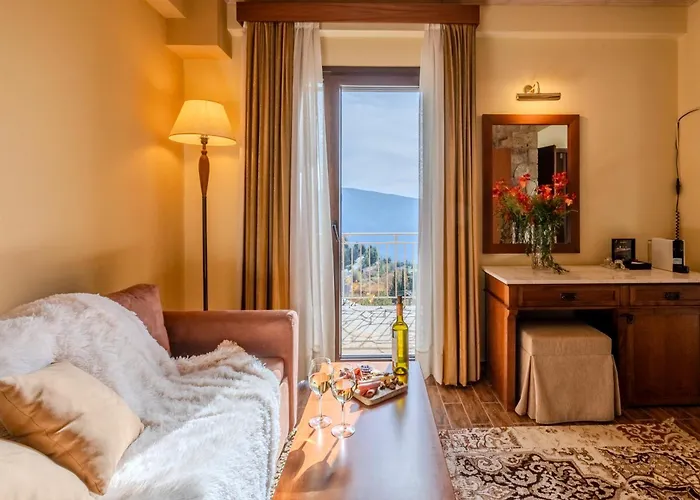 Alpen House Hotel & Suites