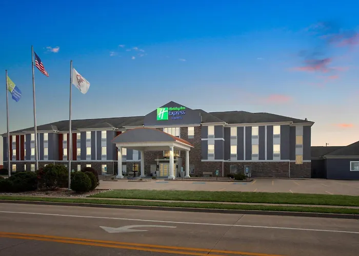 Holiday Inn Express Hotel & Suites Bloomington-Normal University Area By Ihg
