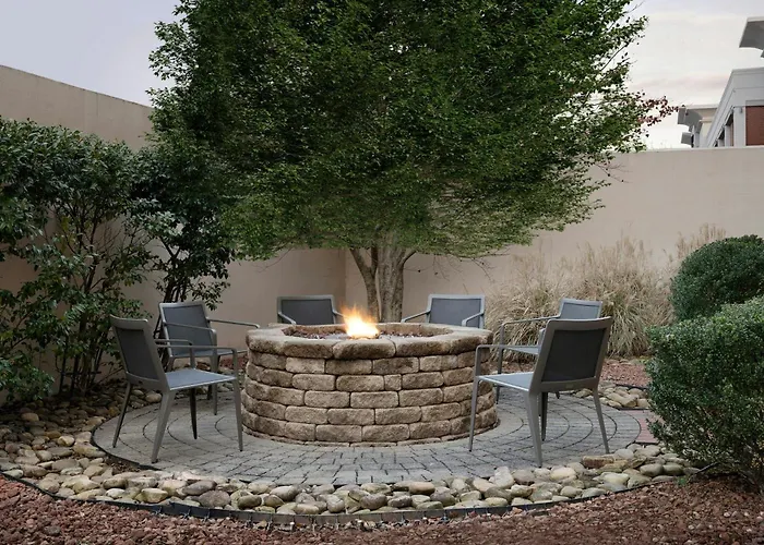 Courtyard Greensboro Airport