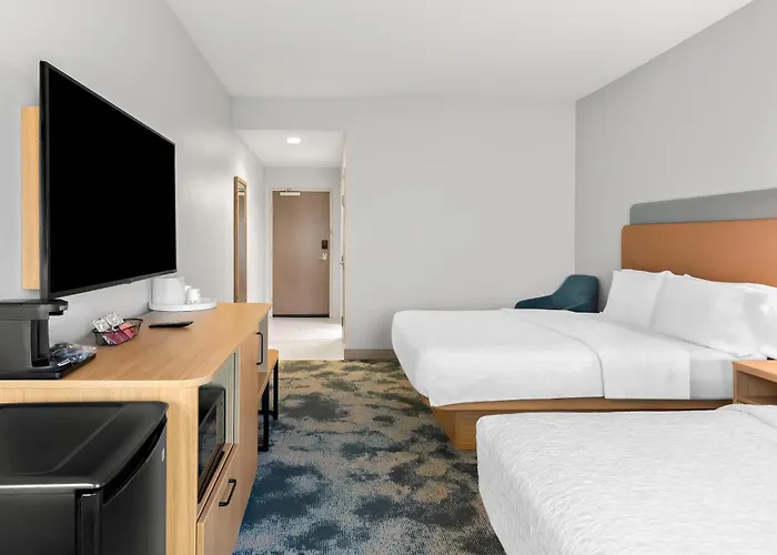 Hampton Inn & Suites Pensacola/I-10 Pine Forest Road