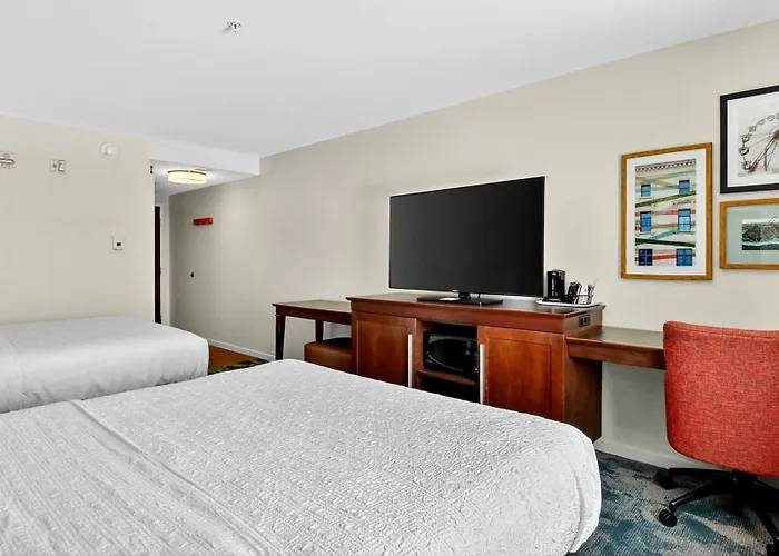 Hampton Inn & Suites Chippewa Falls