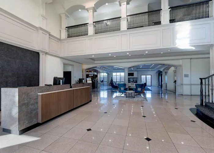 Wyndham Lake Charles Near Casinos