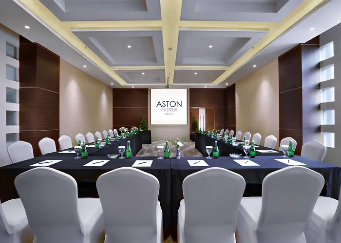 Aston Pasteur