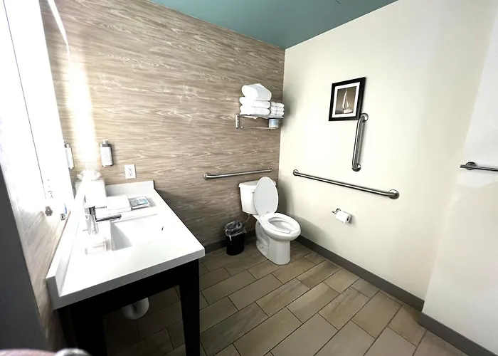 Marina Bay Hotel & Suites, An Ascend Collection Hotel