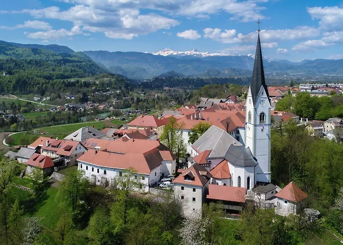 Hiša Linhart, Hotel&Restaurant
