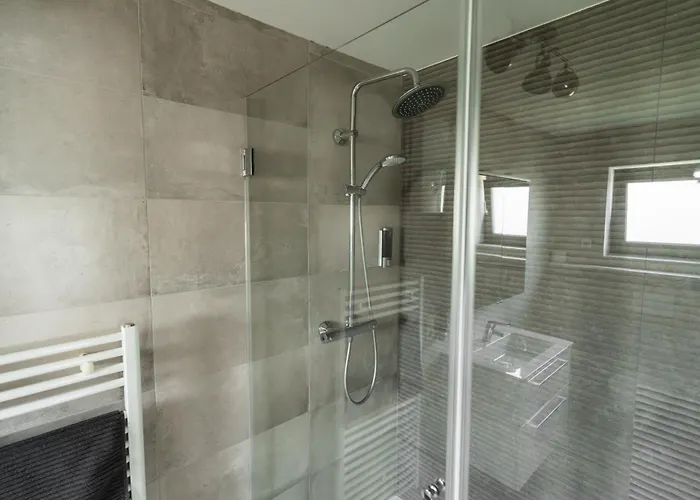 Nuerblife Hotel