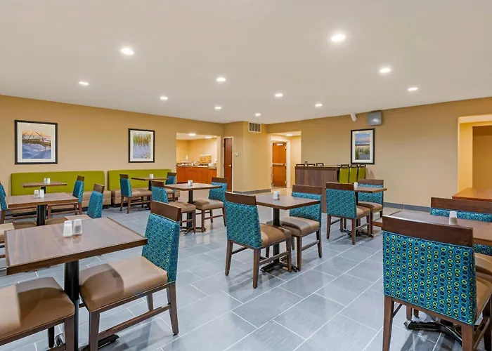 Comfort Inn & Suites Michigan City South