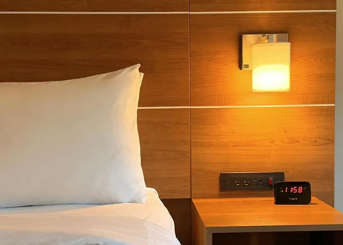 Holiday Inn Express & Suites Charlotte - Ballantyne By Ihg