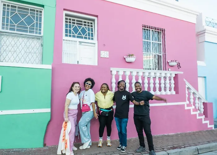 Curiocity Green Point