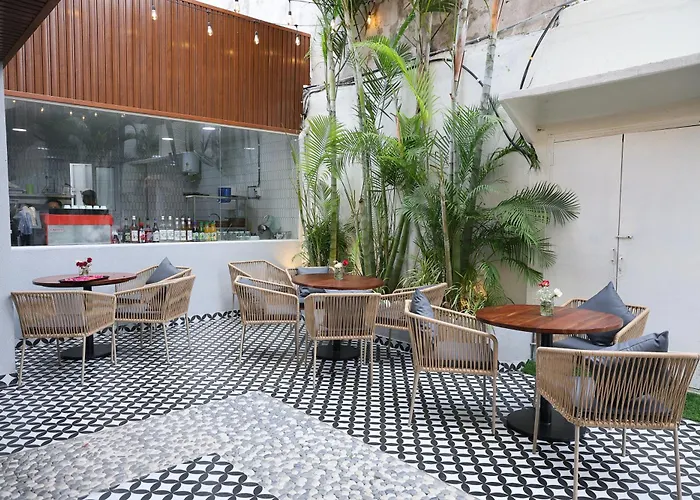 New Hotel Suhail