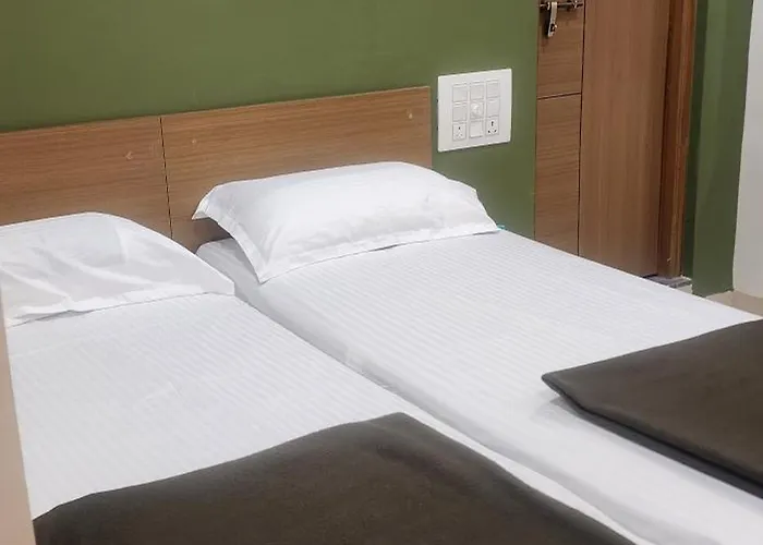 Sri Krishna Lodge