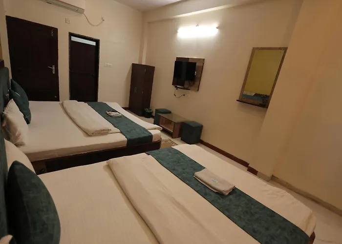 Hotel Shivalay Palace
