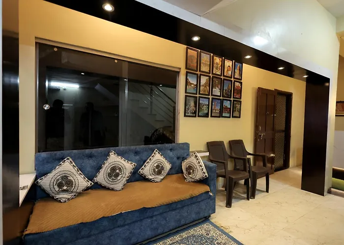 Hotel Shivalay Palace