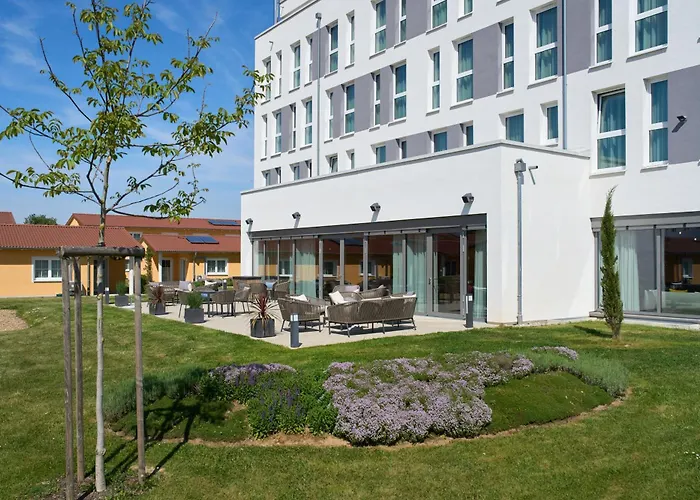 Voya Hotel