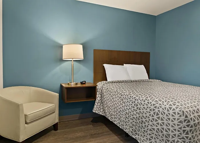 Woodspring Suites East Lansing - University Area