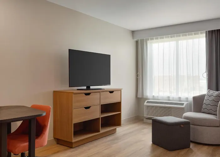 Livsmart Studios By Hilton Kokomo