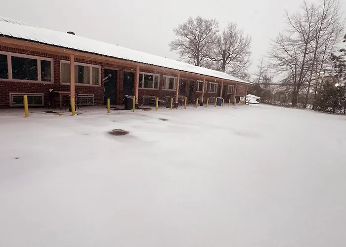 Riverside Inn Motel