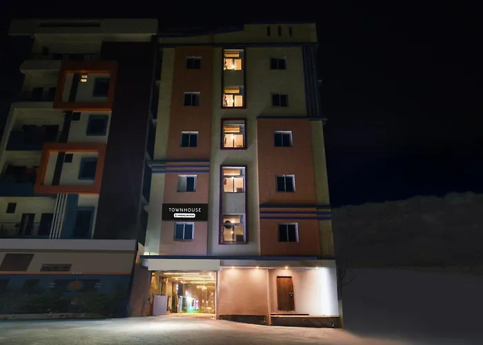 Townhouse Shamshabad Paradise Formerly Blue Petals Hotel