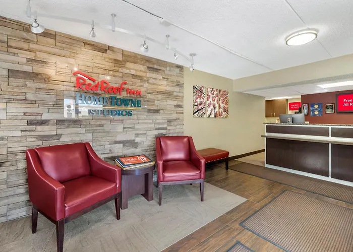 Hometowne Studios By Red Roof Buffalo - Niagara Airport