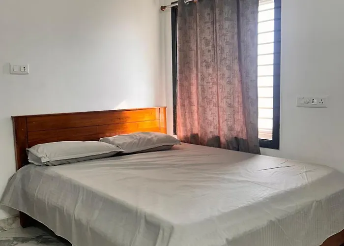 S Rooms