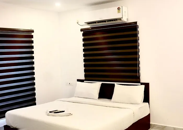 Hotel Rhythms Manapakkam