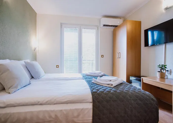 Artelo - Inspired Stay