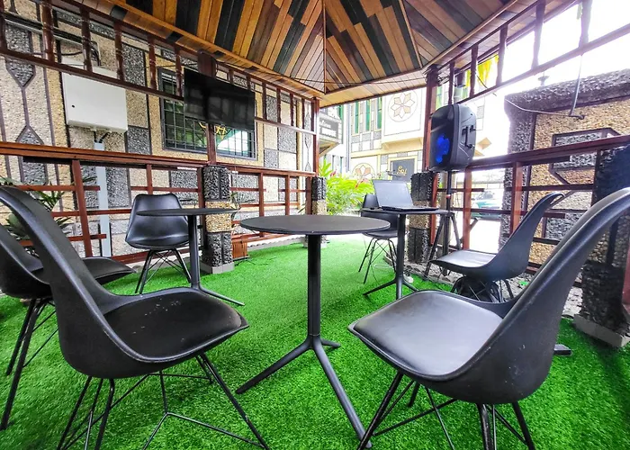 Justina Guest House Hotel