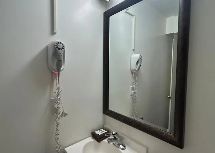 Northern Lights Inn & Suites