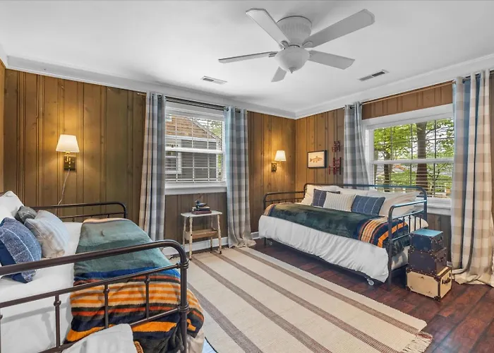 2- Chattanooga Suite