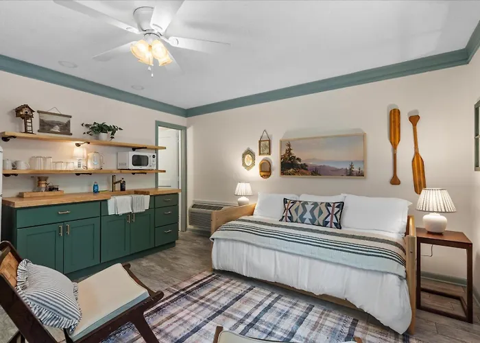 8- Desoto Cottage