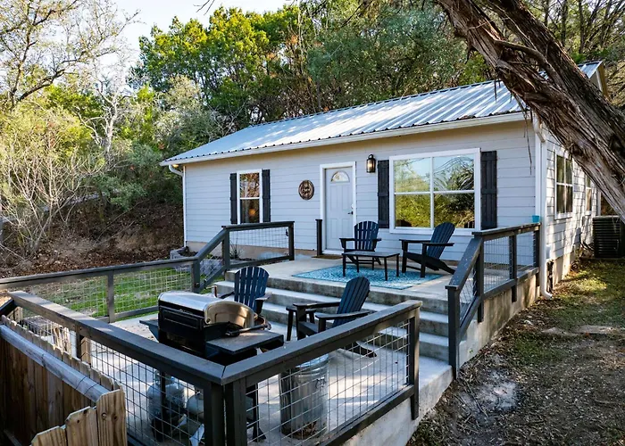 River Access Grill Firepit Sleeps 5