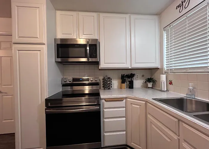 Sunny Days! Room For All And Pet Friendly