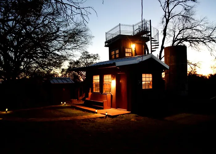 Cole Springs Historic Cottage