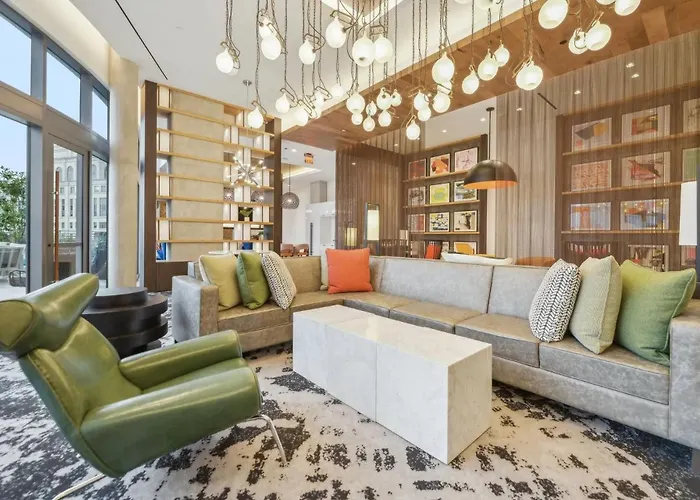 Penthouse Retreat With Rooftop Pool Explore Silver Spring & Washington Dc