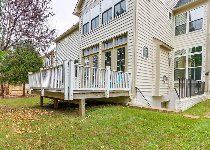 Clarksburg Getaway Near Dc + Baltimore Sights!