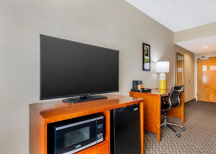 Comfort Inn & Suites Wildwood - The Villages