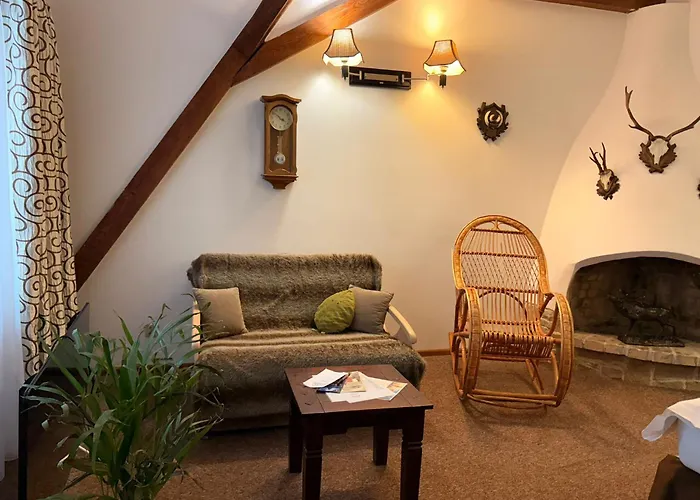 Hotel Przy Oslej Bramie - Zamek Ksiaz