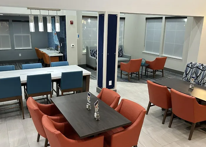 Holiday Inn Express Hotel & Suites Manteca By Ihg