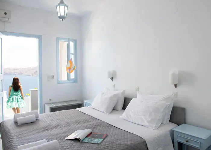 Blu Rooms Santorini