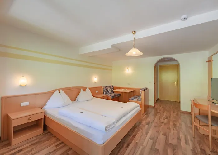 Garni Hotel Sonnleitenhof