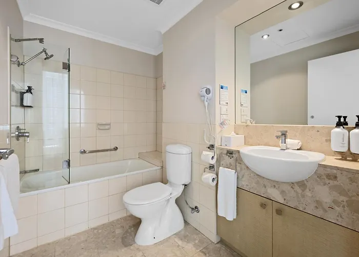Clarion Suites Gateway