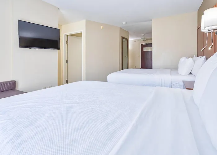 Comfort Inn & Suites Montgomery East Carmichael Rd