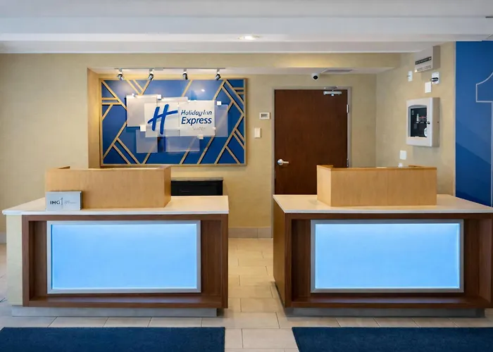 Holiday Inn Express Hotel & Suites St. Paul - Woodbury By Ihg
