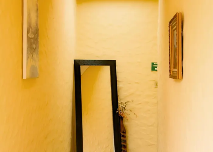Hotel Condesa