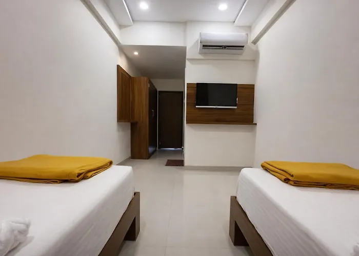 Stayguru Hari Om Residency