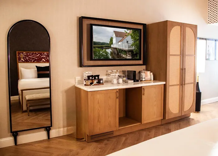 Delamar Westport